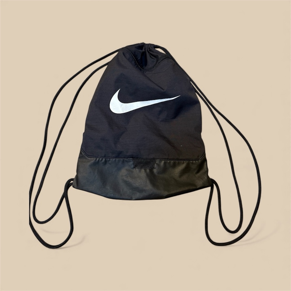 Nike Black and White Drawstring Backpack